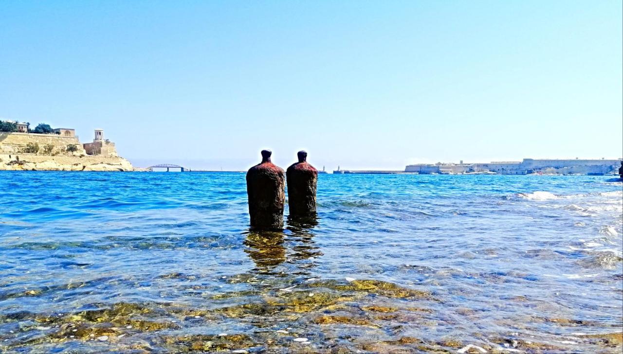 Vittoriosa' Seafront 2 Bed Highly Furnished Apartment Eksteriør billede