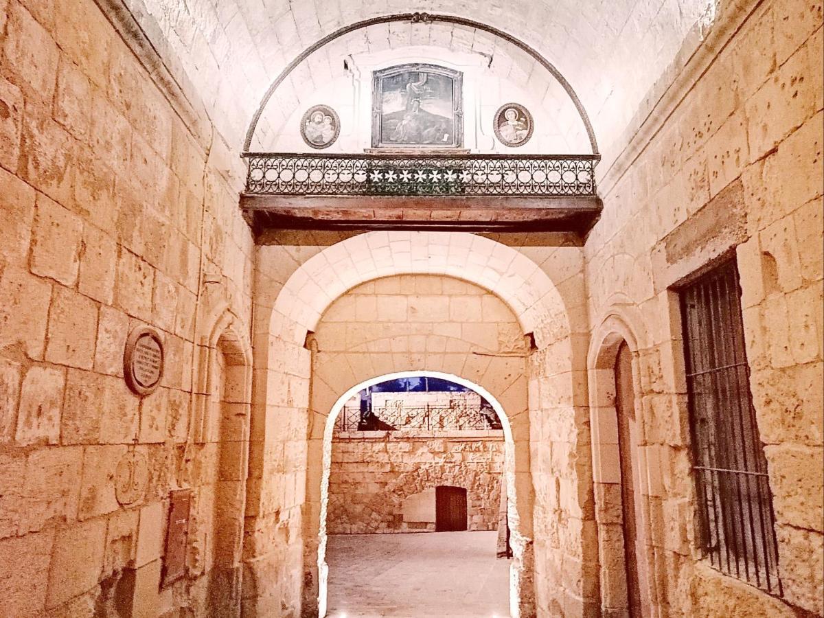 Vittoriosa' Seafront 2 Bed Highly Furnished Apartment Eksteriør billede
