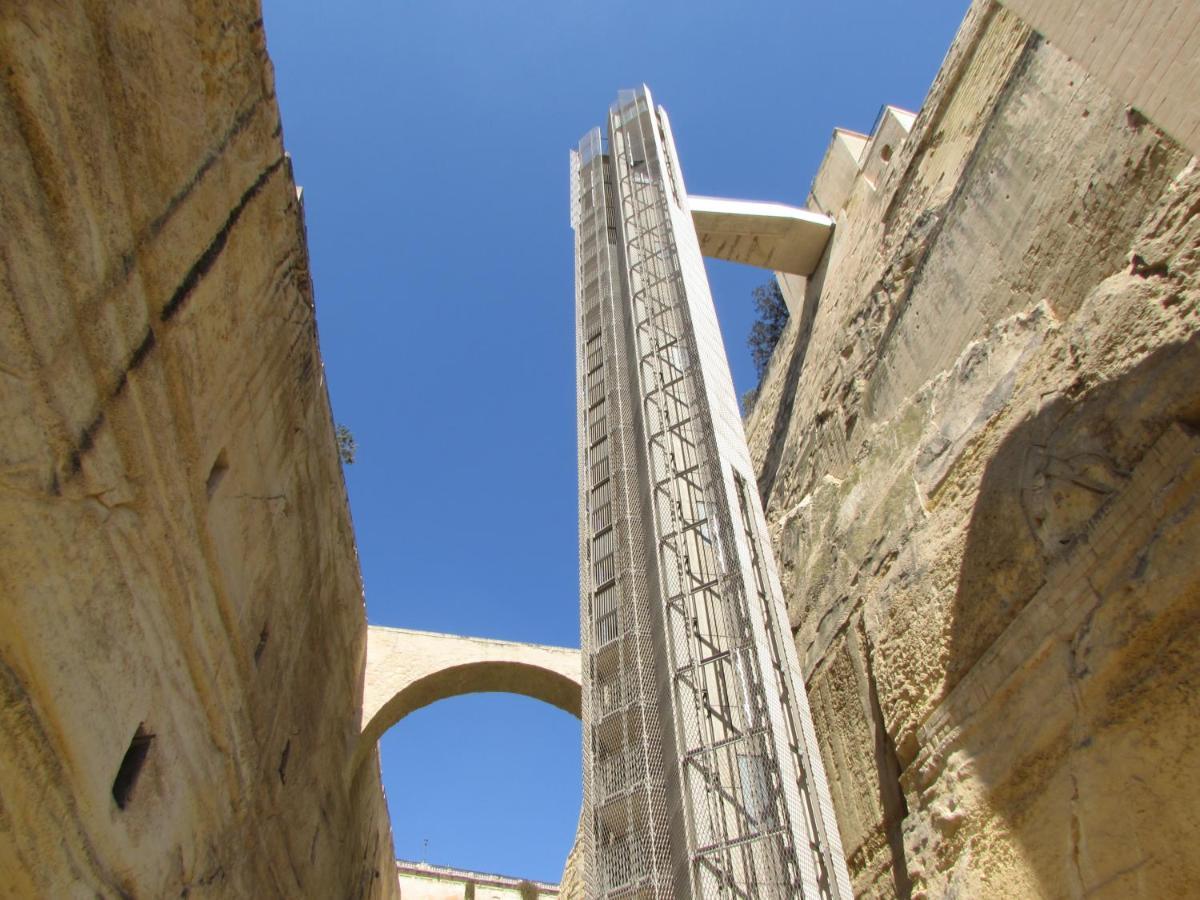 Vittoriosa' Seafront 2 Bed Highly Furnished Apartment Eksteriør billede