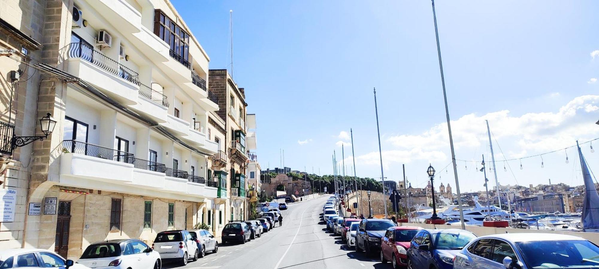Vittoriosa' Seafront 2 Bed Highly Furnished Apartment Eksteriør billede