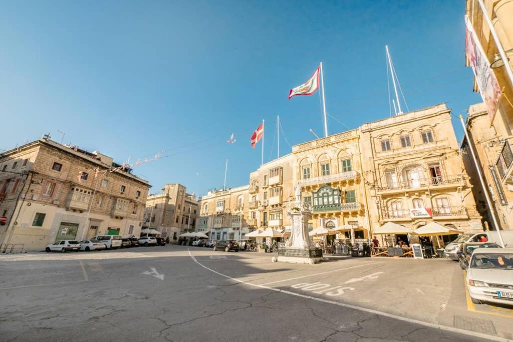 Vittoriosa' Seafront 2 Bed Highly Furnished Apartment Eksteriør billede